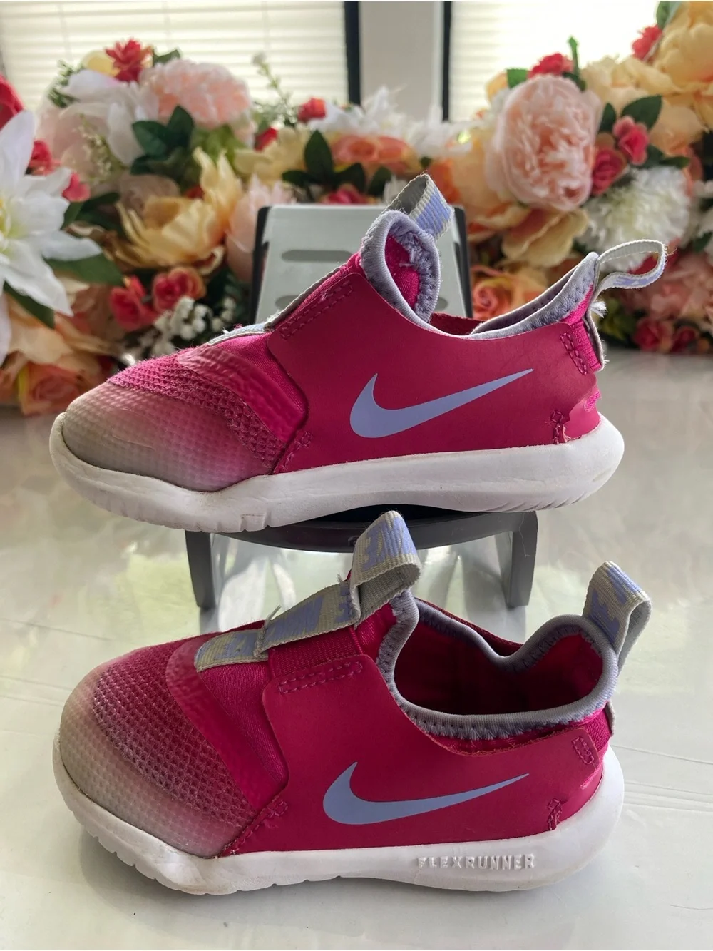 Nike Flex Runner AT4662-609 Pink Foam Metallic Silver Slip-On Toddler 8C